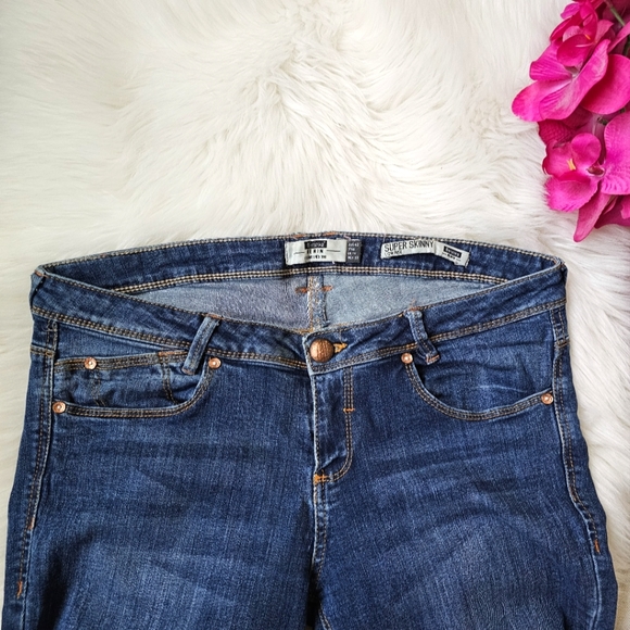 Bershka Denim Supper Skinny Low Rise Size 10 - Picture 2 of 13